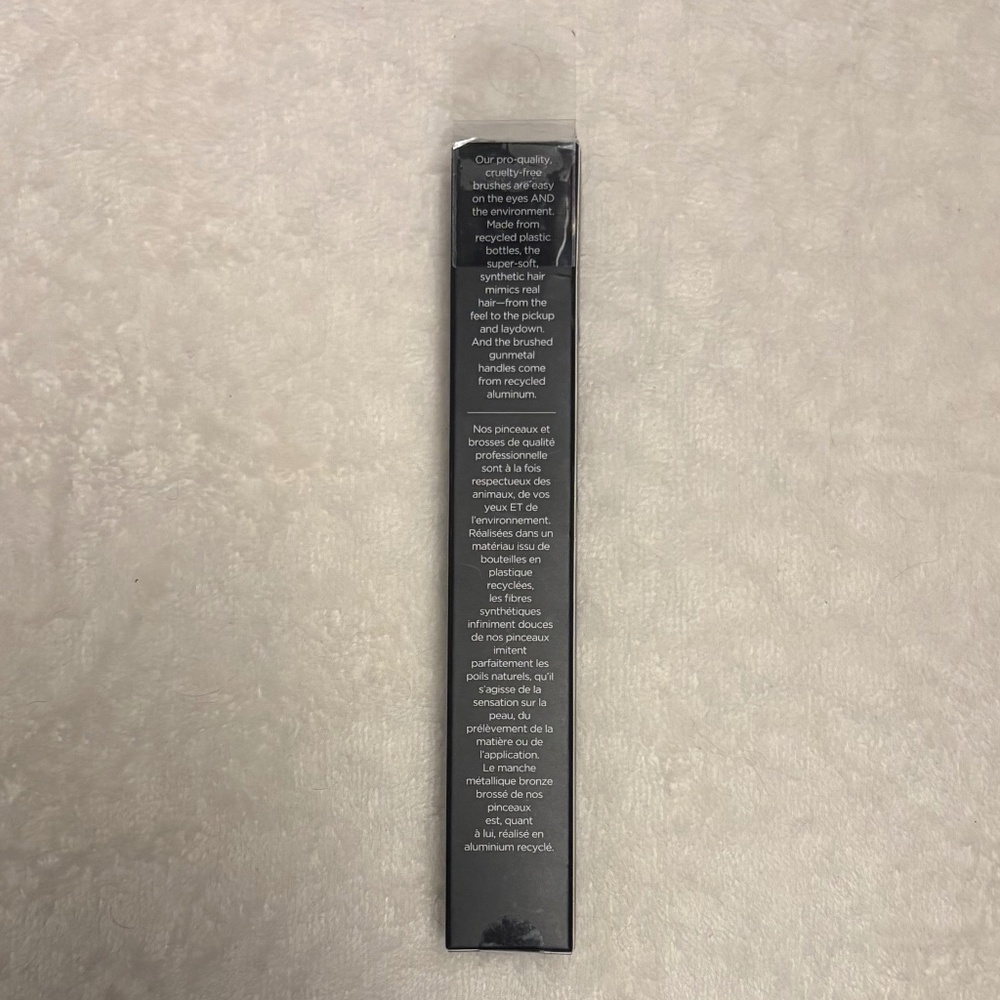 Urban Decay UD Pro Diffusing Highlighter Brush - Picture 3 of 5